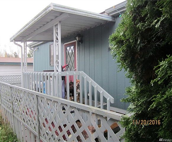 2nd image of 415 Lakeview Rd