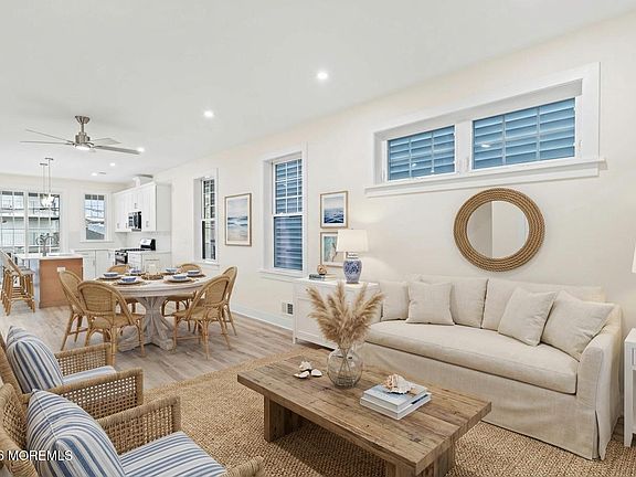 3rd image of 218 Sumner Avenue