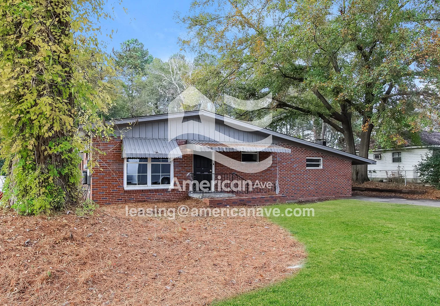 4 bed, 2.0 bath, 2005 sqft, $1,460 — Photo 2