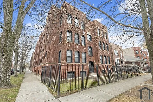 11038 S Vernon Ave #1N — Photo 9