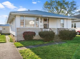 707 Franklin Ave, Belpre, OH 45714