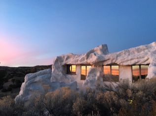 13 Lime Kiln Rd, Lamy, NM 87540
