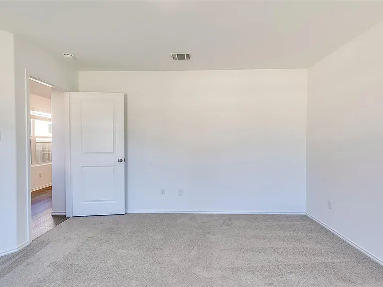 318 Canley Loop — Photo 15