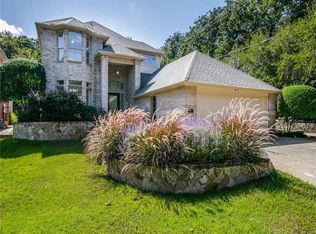 2610 Garden Ridge Ln, Arlington, TX 76006