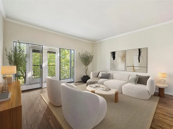 2400 N Braeswood Blvd APT 301, Houston, TX 77030