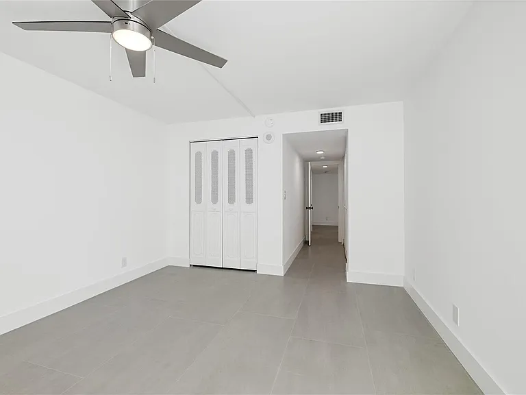 1360 S Ocean Blvd #403 — Photo 33