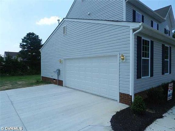 2nd image of 6100 Oakland Trace Ct