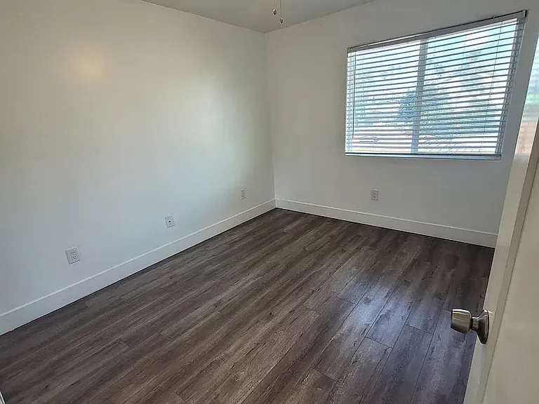 25207 Frampton Ave #1 — Photo 13