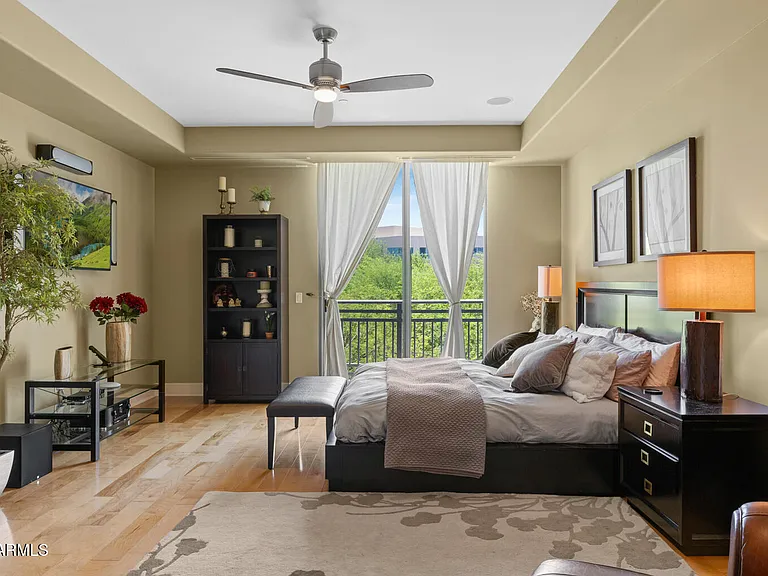 2211 E Camelback Rd #207 — Photo 18