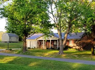 85 Sunset Cir SE, Arab, AL 35016