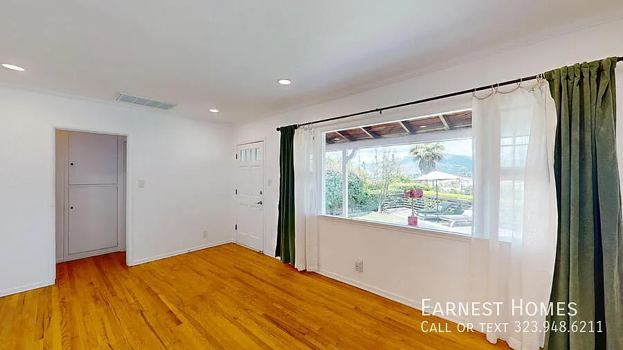 Building Photo - 1410 Dartmouth Dr