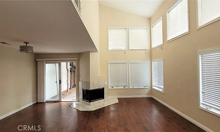 2764 Heritage Dr — Photo 4