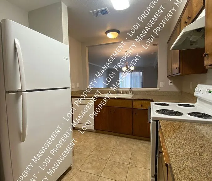 2401 Eilers Ln #1005 — Photo 7