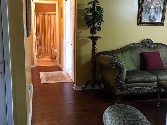 5th image of 3108 Twelve Oaks Blvd
