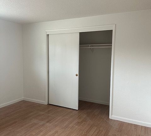 3rd image of 1733 Crater Lake Ave