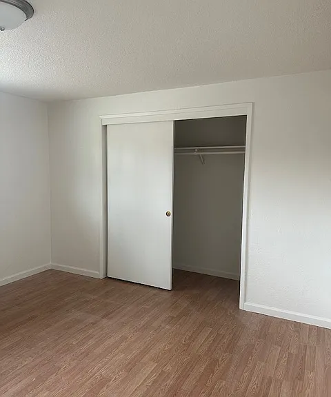 1733 Crater Lake Ave — Photo 6