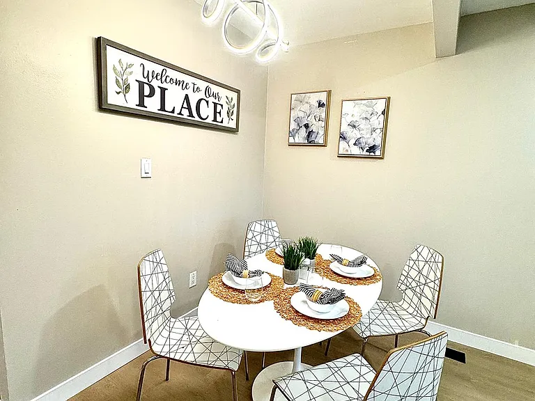 1323 Sunset Blvd — Photo 4