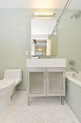 Rented by Solow Realty | media 27