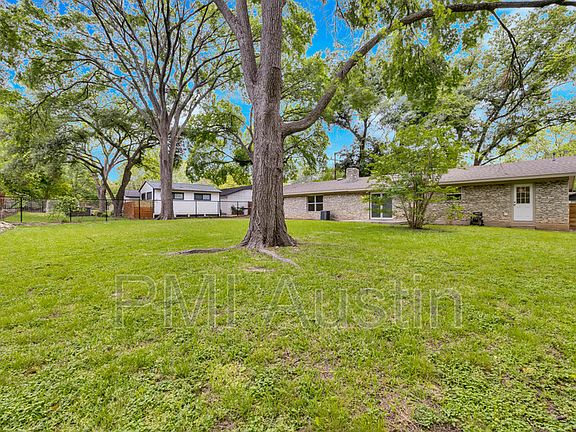 4th image of 11405 Oakwood Dr