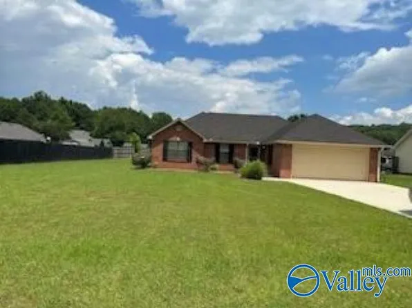 64 Clayton Ave, Trinity, AL 35673