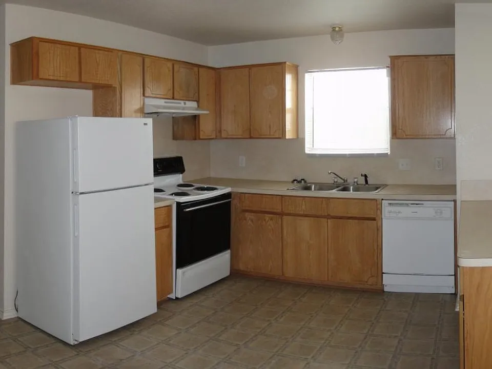005_Kitchen _03312021