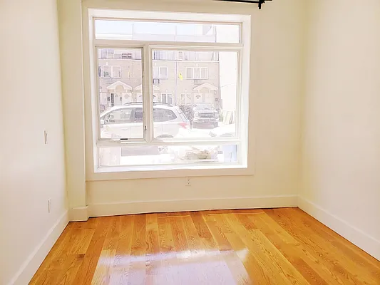 Rented by Lodger Corp | media 4