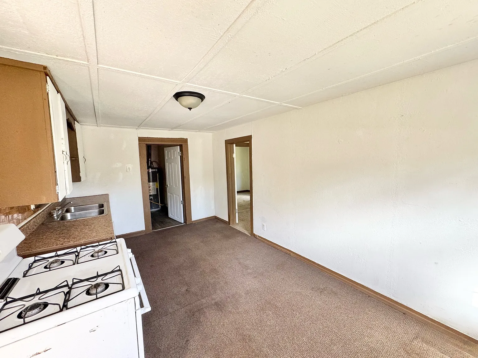 321 SE 3RD - Unit 1 — Photo 1