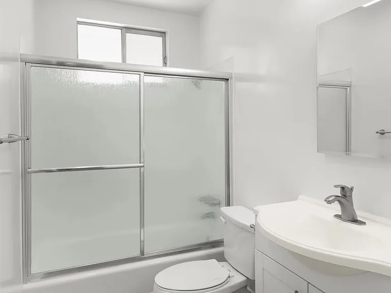 1226 McClellan Dr #5 — Photo 18