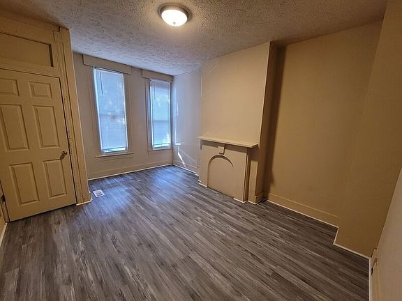 2nd image of 1222 Washington Blvd