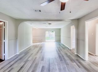 12919 S Coast Dr, Houston, TX 77047