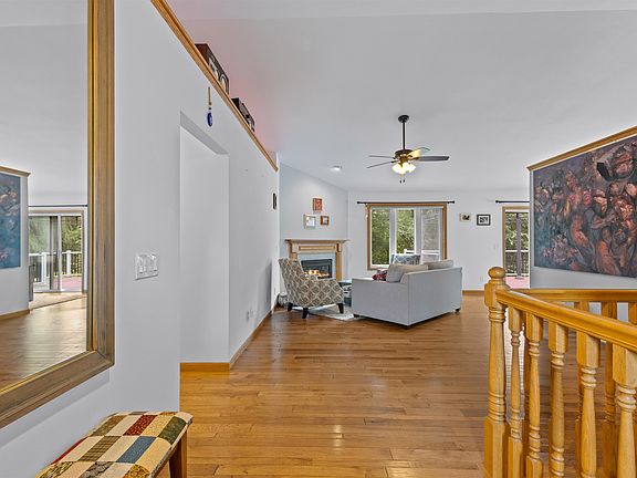 4th image of 1801 Frawley Dr