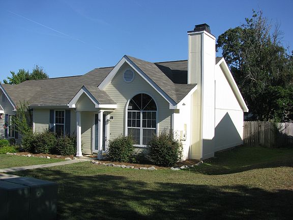 2nd image of 68 Skyway Dr