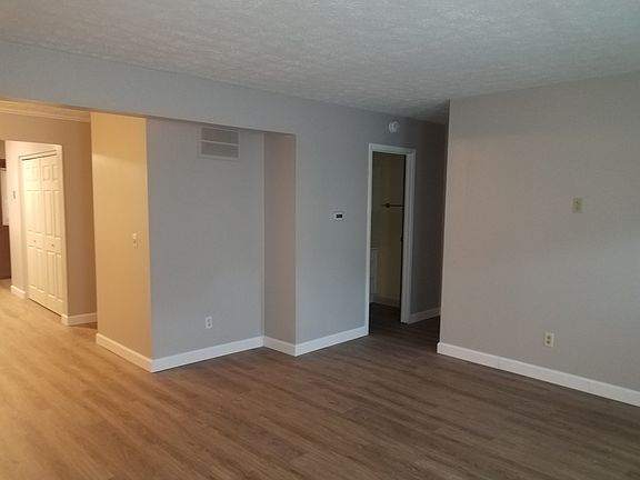 4th image of 5200 Capitol Hill Dr #B