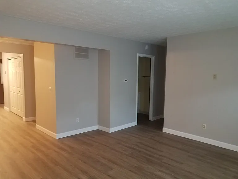 5200 Capitol Hill Dr #B — Photo 6