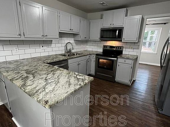 4th image of 7005 Stoney Ridge Rd