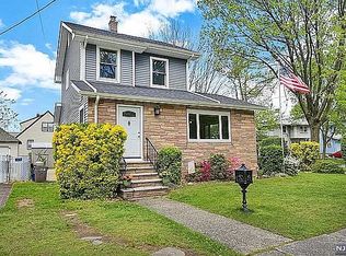 58 4th St, Ridgefield Park, NJ 07660