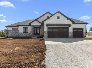12111 S Faulkenberry Rd, Lone Jack, MO 64070