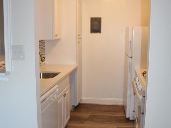 4th image of 1133 N Randolph St APT 301