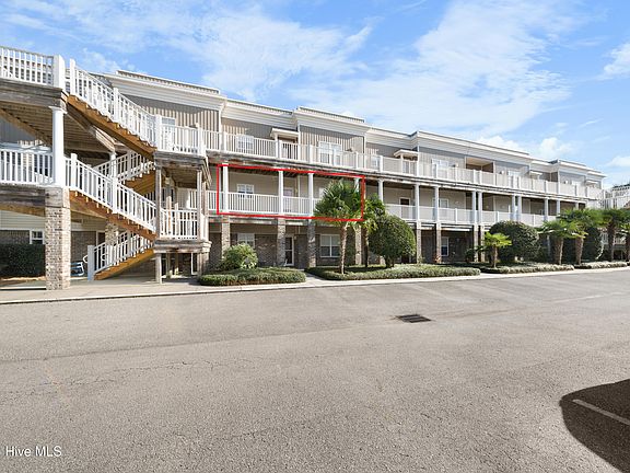 3rd image of 4132 Vanessa Drive Unit 7