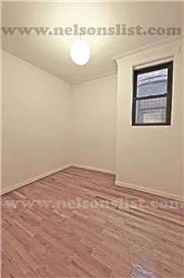 Rented by R New York | media 23