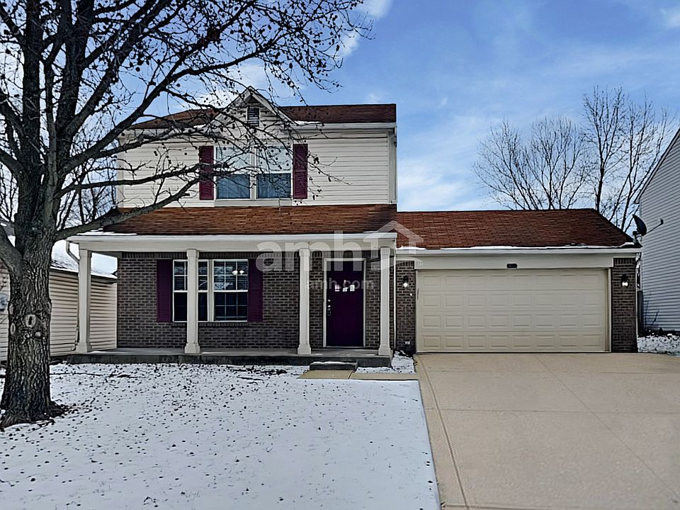 1st image of 435 Grand Woods Dr
