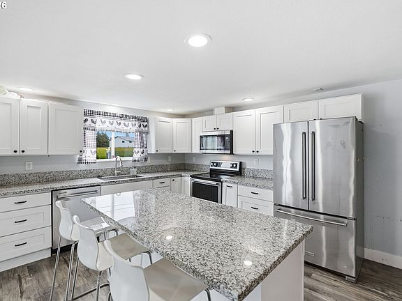 4th image of 17673 S Hattan Rd