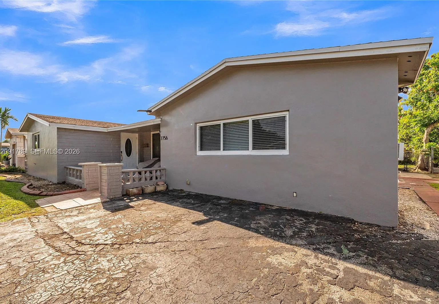 Miramar Park First Add — Photo 2