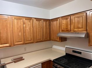 61-48 62nd Ave, Middle Village, NY 11379