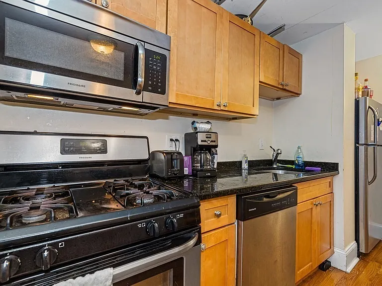 44 Hillside St #2 — Photo 5