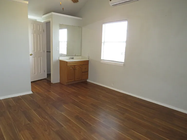 4657 S Bonnie Brae St — Photo 34
