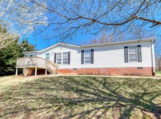 135 Fort Hill Dr, Shawsville, VA 24162