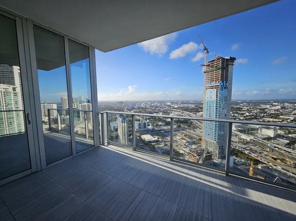 851 NE 1st Ave #4000, Miami, FL 33132