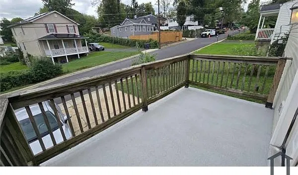 4 bed, $2,290 — Photo 3