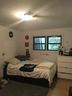 Rented by Brooklyn Real Inc | media 17